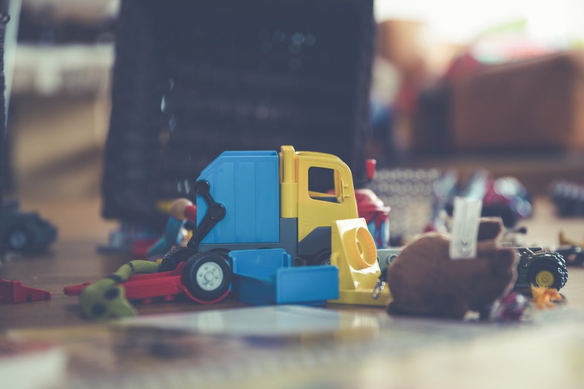 Comment nettoyer les jouets en bois pour bébé (cubes, puzzles, etc.) – Comment nettoyer (efficacement) les jouets de bébé ?